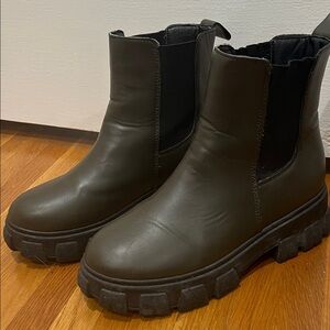 Ankle Boots for Women/ Olive